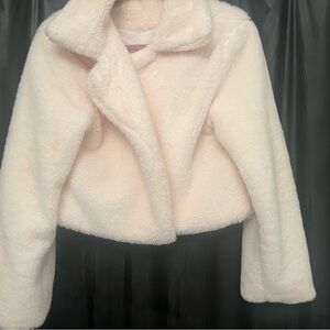 Cozy Faux Shearling Cropped Jacket - Cream